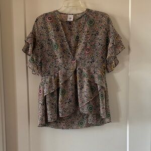 Cabi XS 2 Part Poet Blouse & Tank Floral Tier Poet Short Sleeve Ruffle Blouse